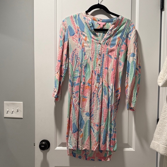 Lilly Pulitzer Dresses & Skirts - Lilly Pulitzer Multicolor Abstract Dress